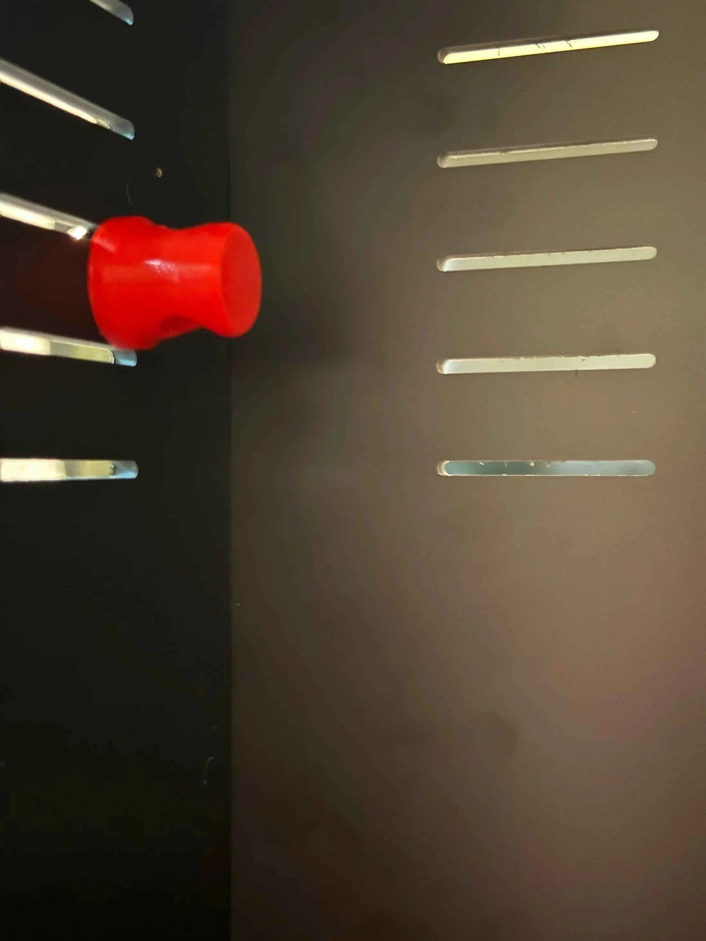 Magnetic Artificial Plant Mount